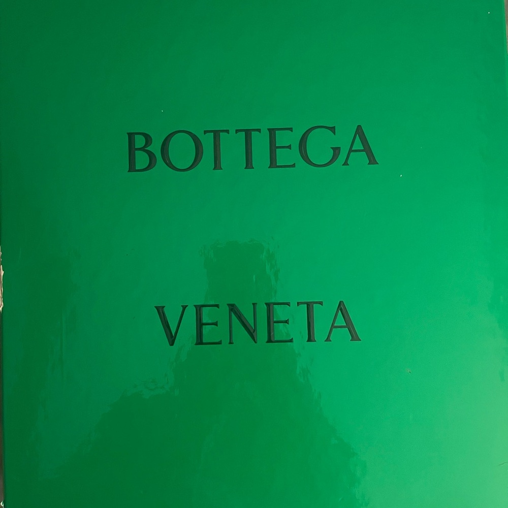 Bottega Veneta Sea Salt Lug Leather Chelsea Boots
